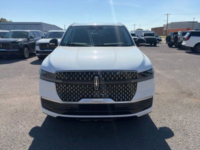 2027 Lincoln Navigator Reserve