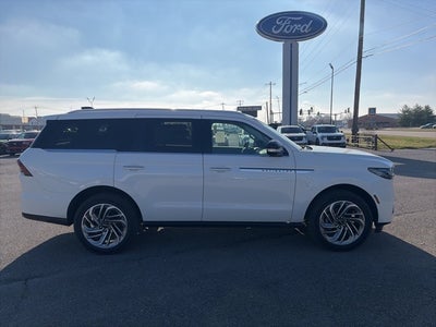 2025 Lincoln Navigator Reserve
