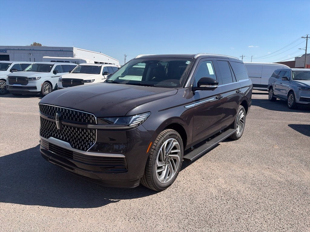 2027 Lincoln Navigator Reserve