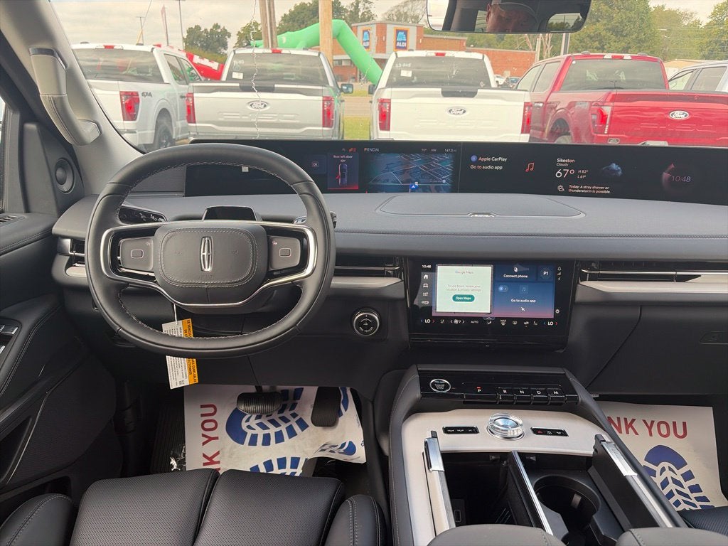 2027 Lincoln Navigator Premiere