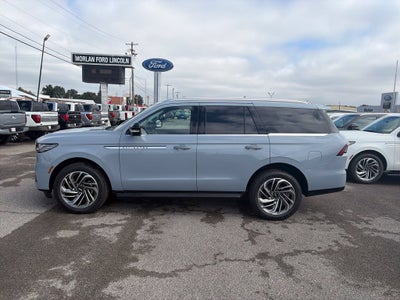 2027 Lincoln Navigator Premiere