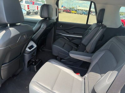 2027 Lincoln Navigator Premiere