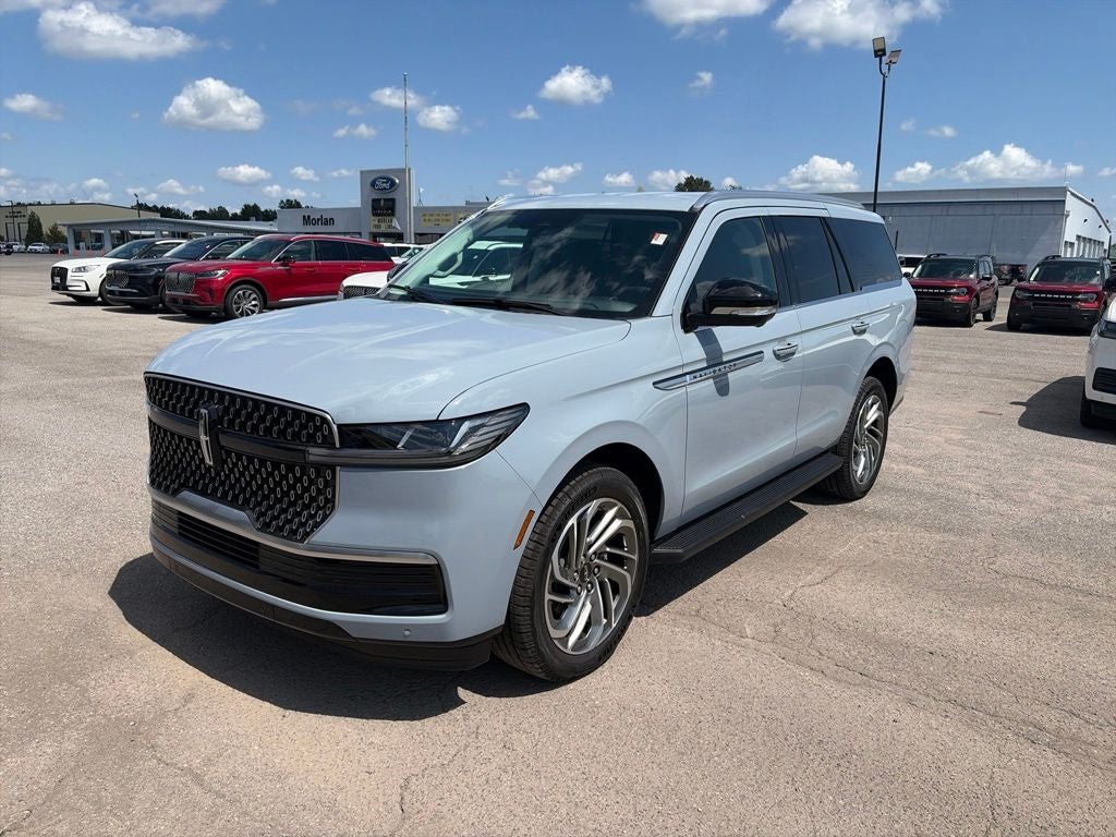 2027 Lincoln Navigator Premiere