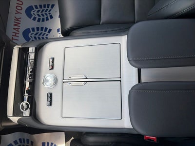 2027 Lincoln Navigator Premiere