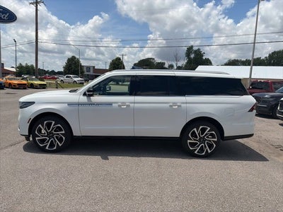 2026 Lincoln Navigator L Reserve