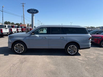 2027 Lincoln Navigator L Reserve