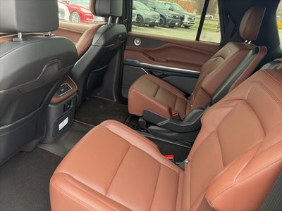 2025 Lincoln Navigator L Reserve