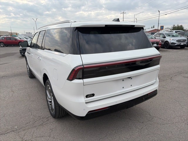 2025 Lincoln Navigator L Reserve